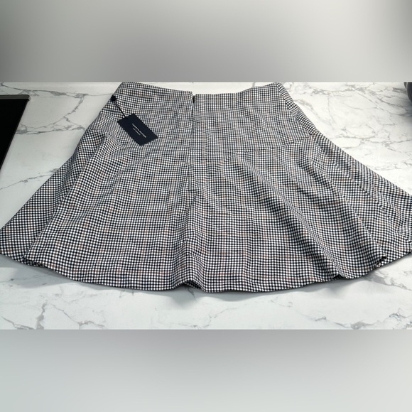Tommy Hilfiger plaid checkered zip up mini skirt size 4 NWT - Picture 5 of 5